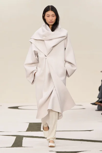 Look 46